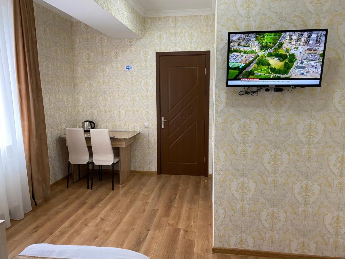 Hotel Sharl Ninotsminda ภายนอก รูปภาพ