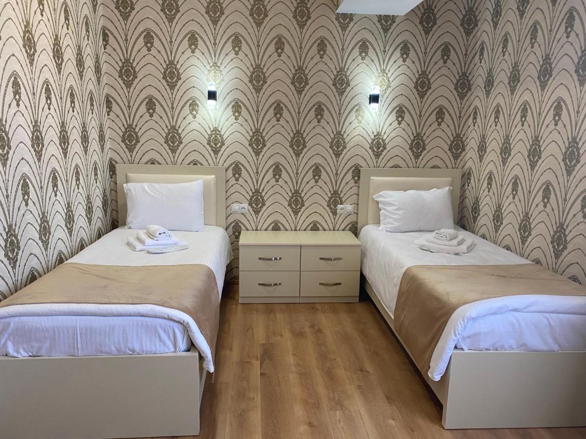 Hotel Sharl Ninotsminda ภายนอก รูปภาพ