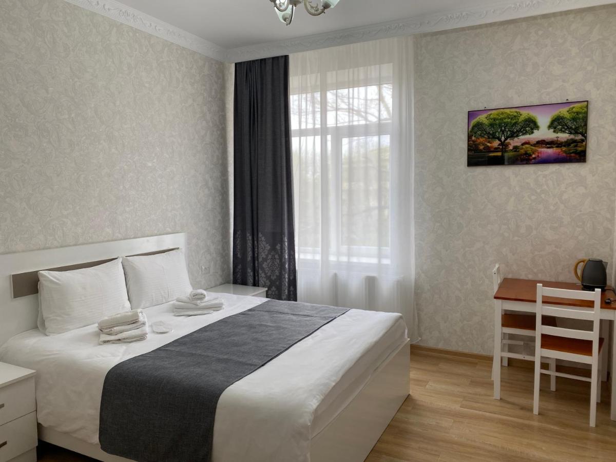 Hotel Sharl Ninotsminda ภายนอก รูปภาพ